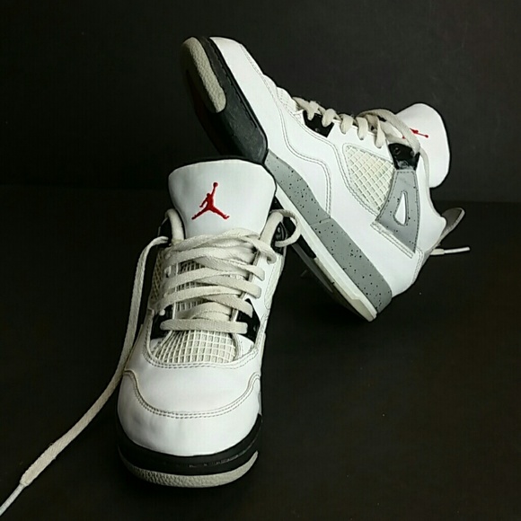 jordan boys retro 4